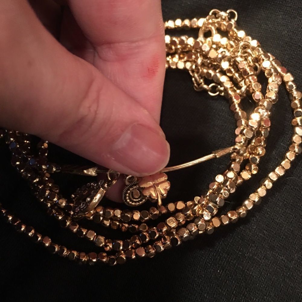 LUCKY GOLD Charm Bracelet - Picture 6 of 9